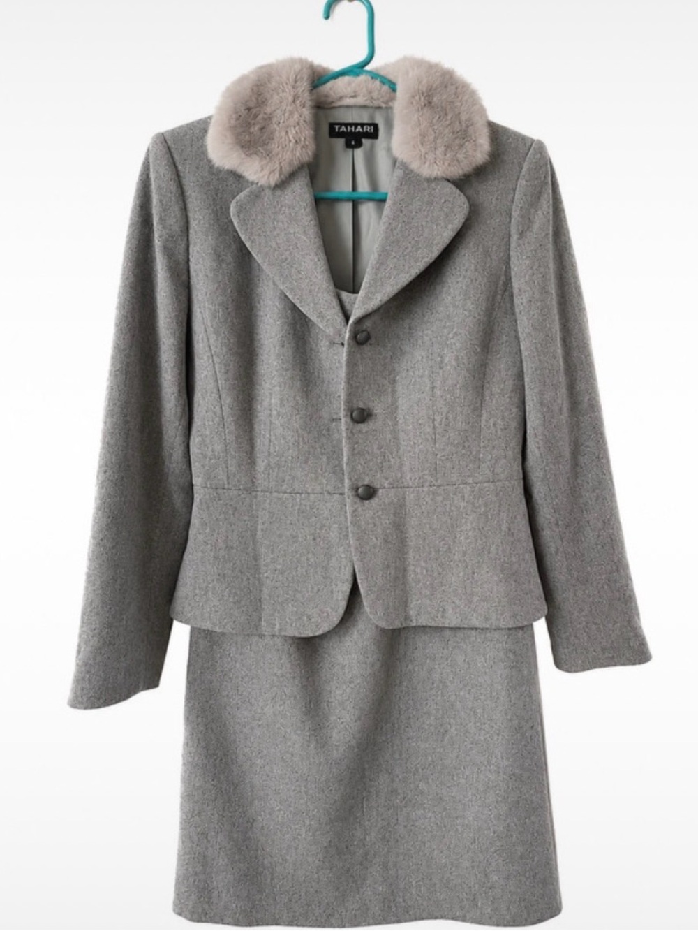 Tahari Gray Wool Blazer and Skirt Set with Removable Faux Fur Collar